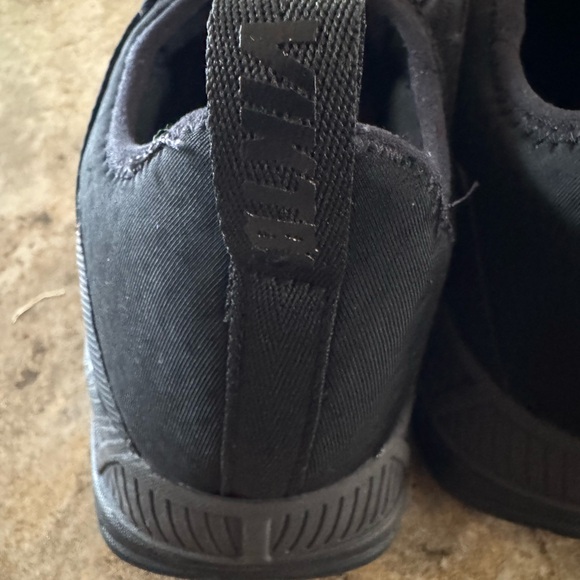 Men's Charcoal Athletic Sneakers - Picture 4 of 11
